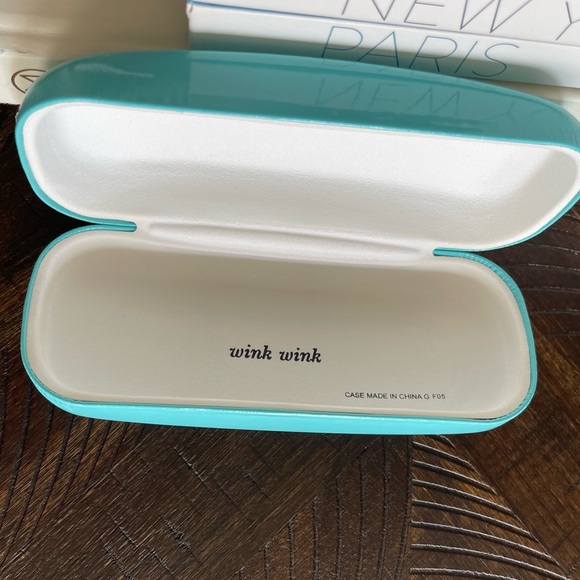 Kate Spade Eyeglasses Casing - Picture 6 of 6